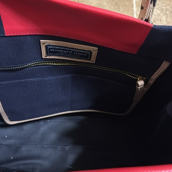 Vineyard Vines Navy, Red & Animal Print Tote - Picture 3 of 3
